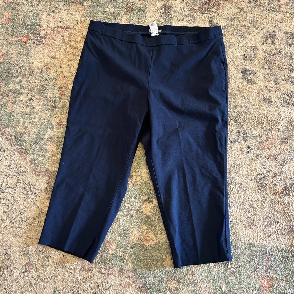 Laura Scott Navy Blue Pull On Capris